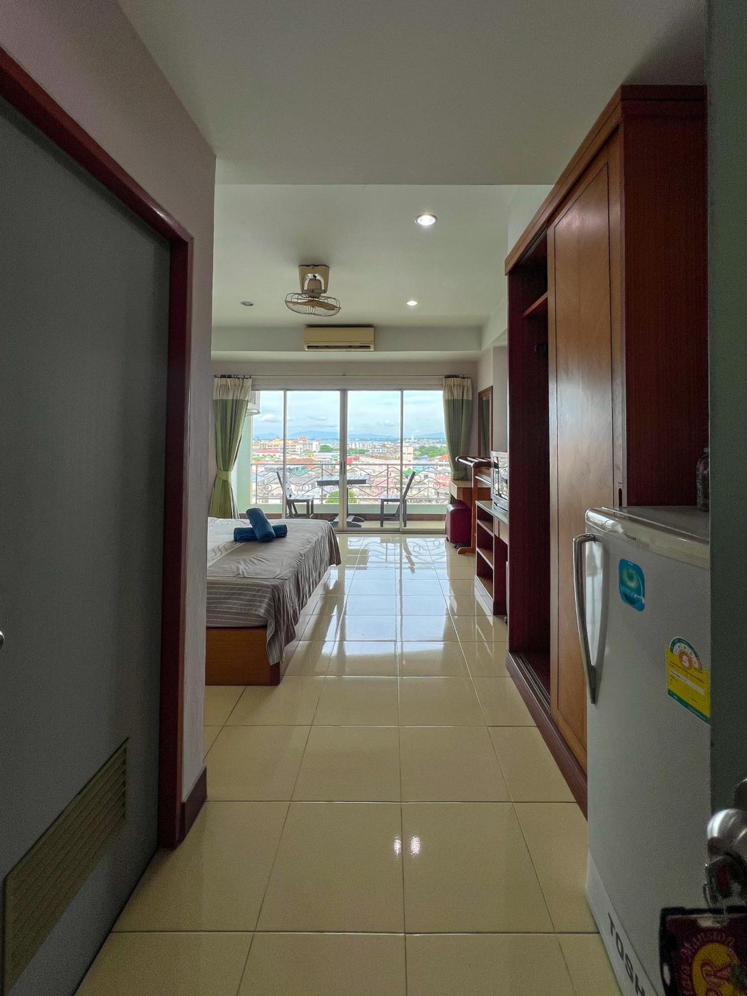 芭達亞 Pattara Mansion พัทยา酒店 外观 照片